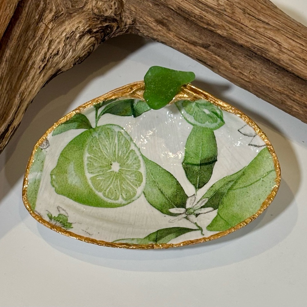 🍋‍🟩Beautiful Lime Decor Handmade Clamshell